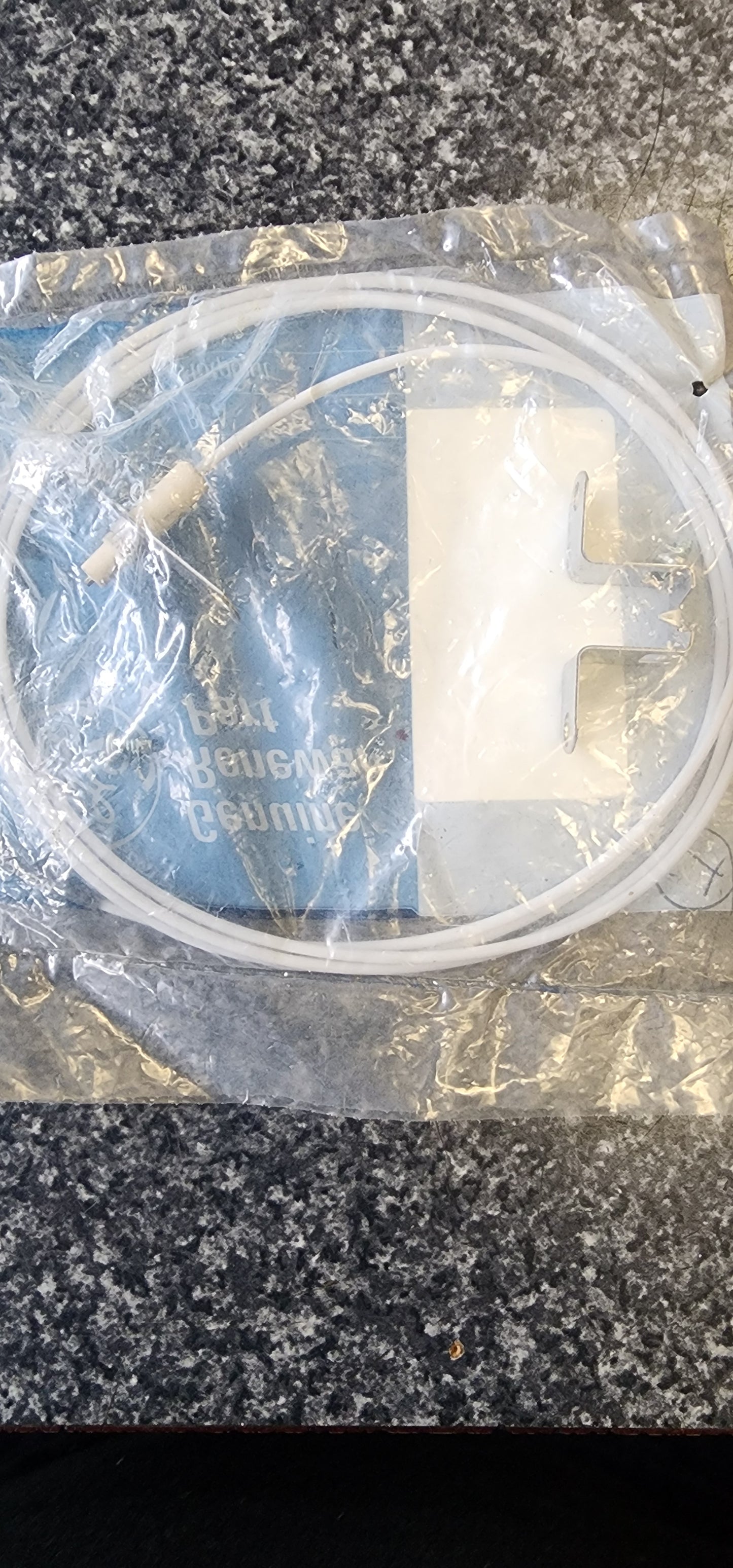 General Electric Range/Cooktop electrode/Ignitor, top burner WB21X5350/WB21X5352 >NLA